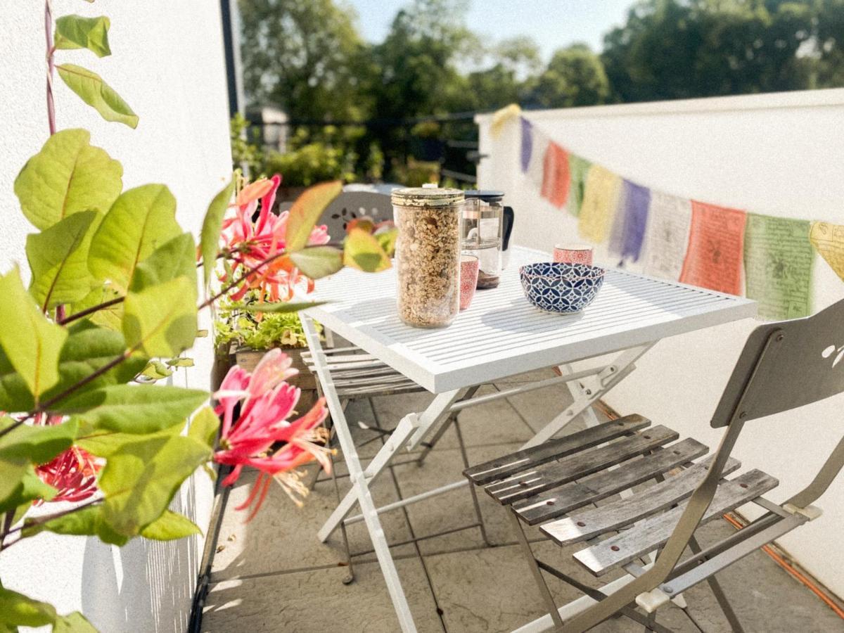 L'Olympique: Appartement Cosy, Vue Canal Grande Terrasse Et Parking Vaires-sur-Marne Kültér fotó